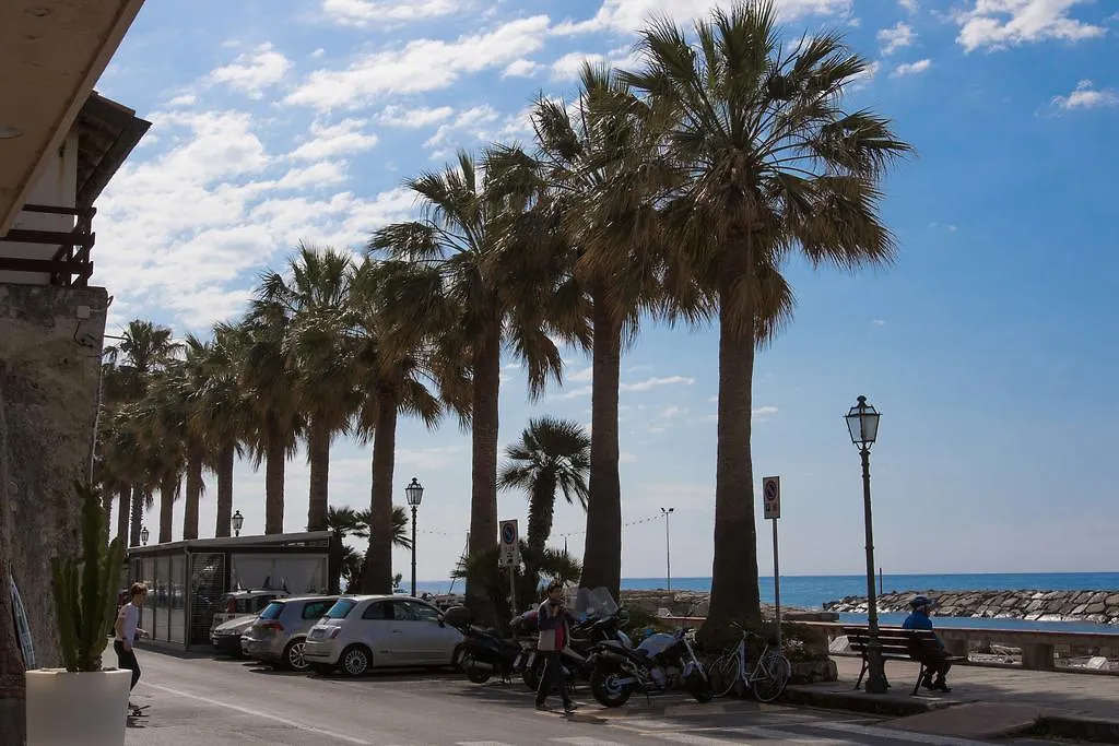 Ca De Matage Apartment Riva Ligure 0*,