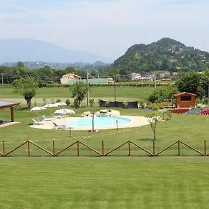 https://country-house-barone-dasolo.hotelinveneto.com